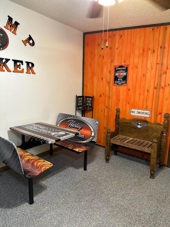 Country Cabins Hotel Chariton Экстерьер фото