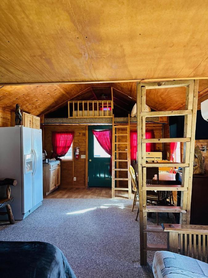 Country Cabins Hotel Chariton Экстерьер фото