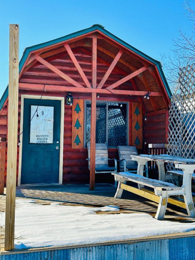 Country Cabins Hotel Chariton Экстерьер фото
